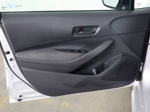 Used 2024 Toyota Corolla LE FWD image 19