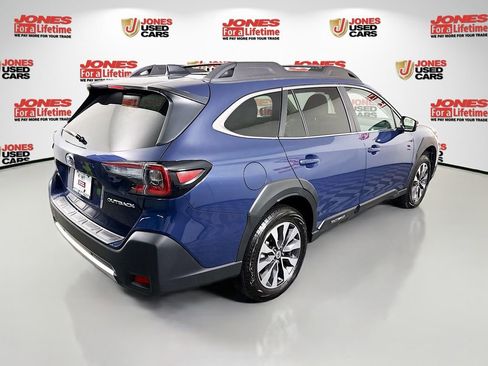 Certified 2025 Subaru Outback Limited image 19