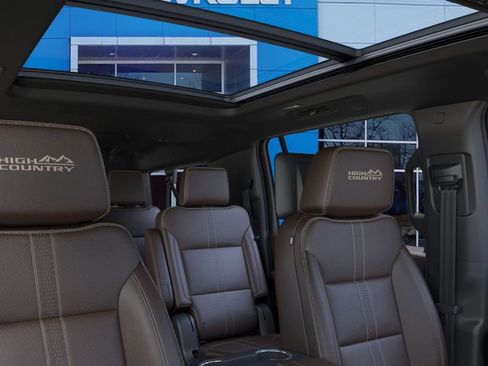 New 2026 Chevrolet Suburban High Country AWD/4WD image 24