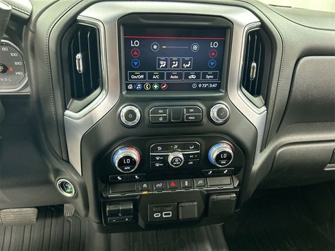 Used 2020 GMC Sierra 1500 SLE w/ SLE Value Package image 16