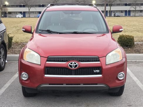 Used 2009 Toyota RAV4 Limited image 3