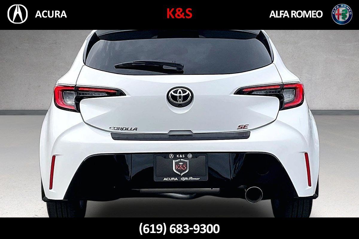 Used 2024 Toyota Corolla SE w/ SE Package FWD image 34