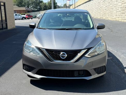 Used 2019 Nissan Sentra SV FWD image 3
