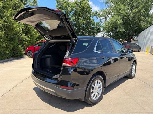 Used 2024 Chevrolet Equinox LT FWD image 32