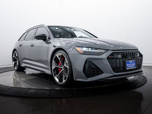 Used 2024 Audi RS 6 performance image 2