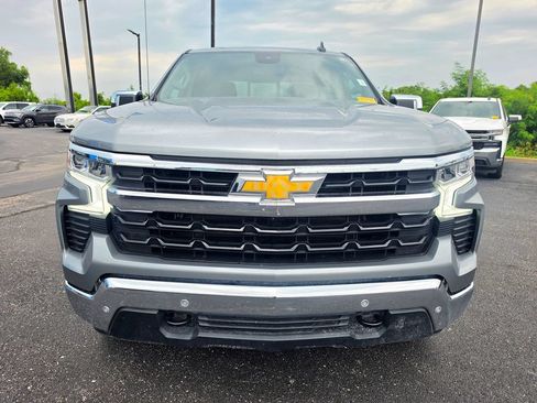 Used 2025 Chevrolet Silverado 1500 LT AWD/4WD image 13