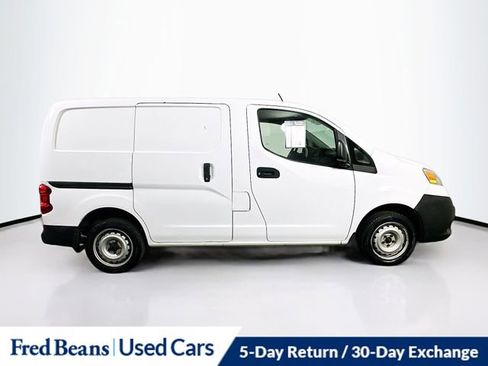 Used 2015 Nissan NV200 S image 9