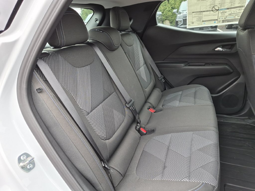 New 2027 Chevrolet Bolt LT w/ Comfort Package FWD image 26