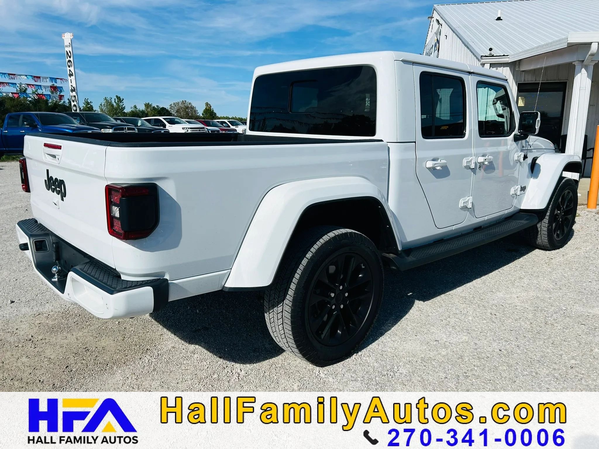 Used 2023 Jeep Gladiator Overland AWD/4WD image 6