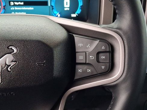 Used 2025 Ford Bronco Outer Banks image 21