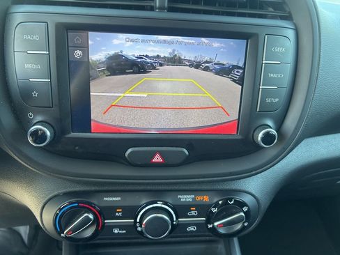 Certified 2023 Kia Soul LX w/ LX Technology Package FWD image 16