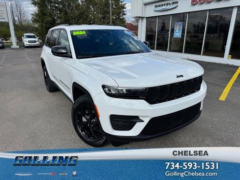 Certified 2024 Jeep Grand Cherokee Altitude AWD/4WD image 1