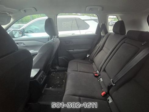 Used 2024 Nissan Rogue S AWD/4WD image 9