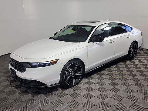 Certified 2026 Honda Accord SE image 11