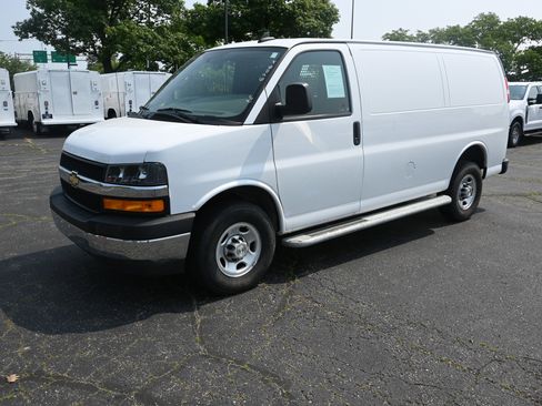 Used 2023 Chevrolet Express 2500 w/ Driver Convenience Package RWD image 1