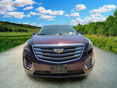 Used 2018 Cadillac XT5 Luxury AWD/4WD image 2
