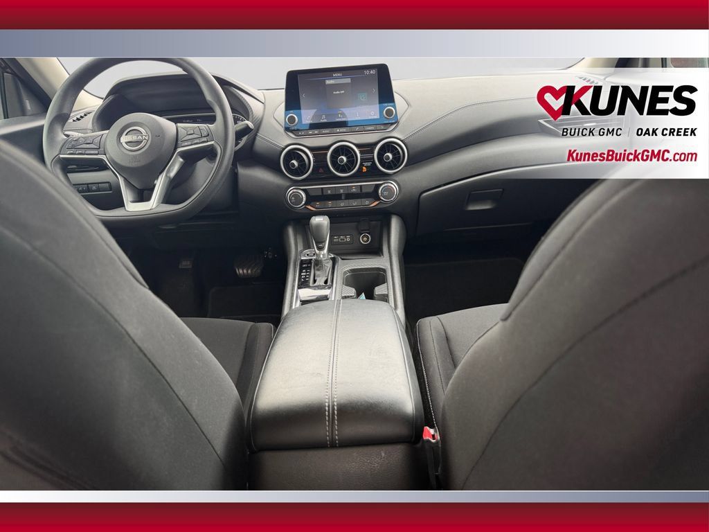 Used 2024 Nissan Sentra SV FWD image 25