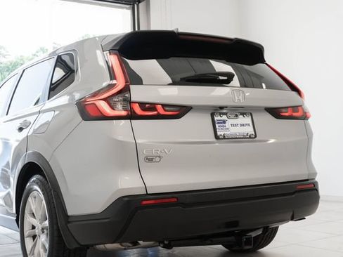 Used 2023 Honda CR-V EX image 8