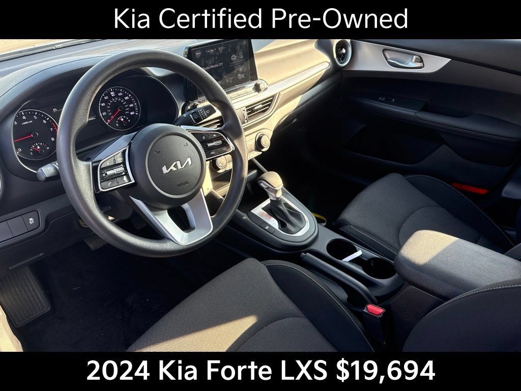 Certified 2024 Kia Forte LXS FWD image 11
