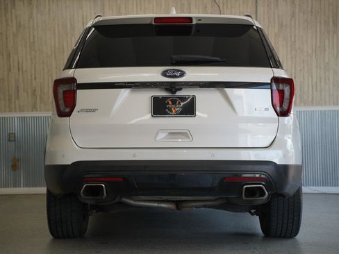 Used 2016 Ford Explorer Sport w/ Equipment Group 401A image 9