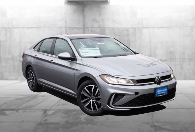 New 2026 Volkswagen Jetta SE FWD image 2