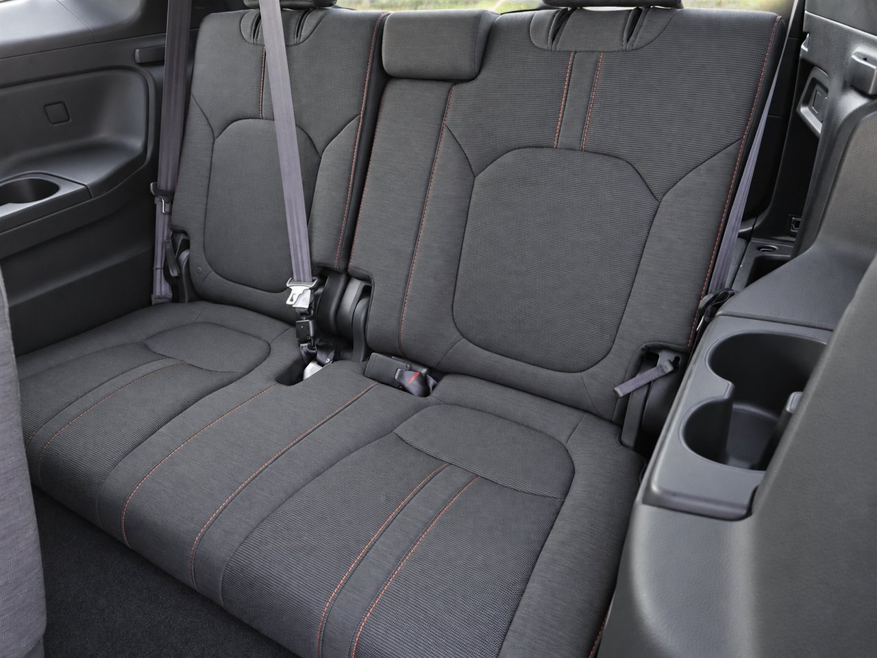 Used 2025 Honda Pilot Sport image 23