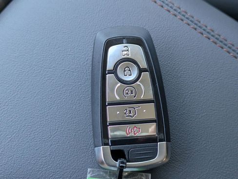 New 2026 Ford Explorer Active w/ Active Comfort Package image 39