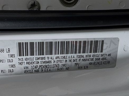 Used 2019 Jeep Cherokee Limited image 38