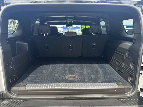 Used 2025 GMC Hummer EV 3X AWD/4WD image 32
