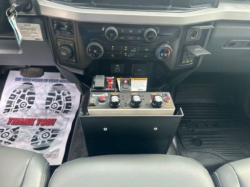 New 2024 Ford F550 4x4 Regular Cab Super Duty image 34