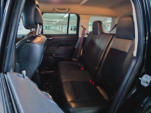 Used 2017 Jeep Patriot Sport FWD image 22