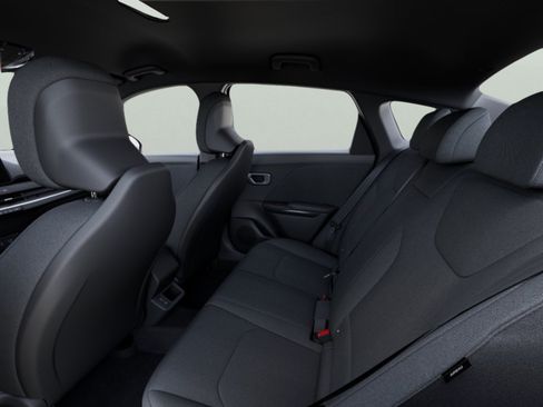 New 2026 Kia K4 FWD image 13