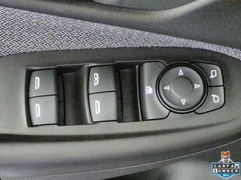 Certified 2025 Chevrolet TrailBlazer LT AWD/4WD image 16