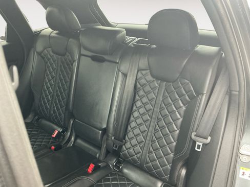 Used 2018 Audi SQ5 Premium Plus w/ Navigation Package AWD/4WD image 13