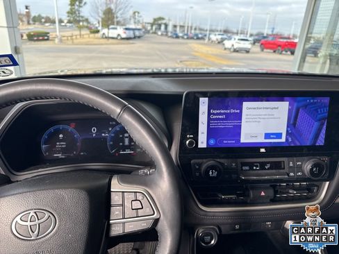 Used 2024 Toyota Grand Highlander Limited image 13