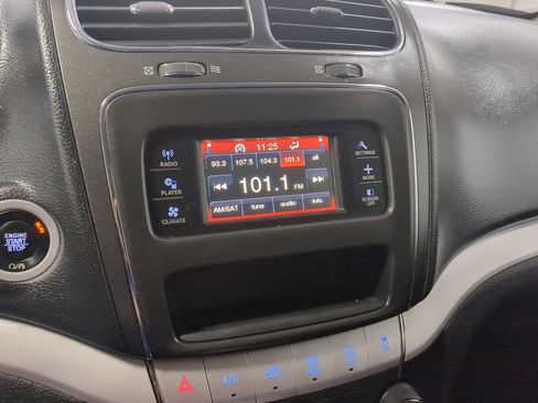 Used 2016 Dodge Journey SE w/ Flexible Seating Group image 13