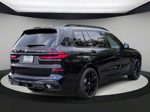 Used 2027 BMW X7 xDrive40i w/ Executive Package AWD/4WD image 8