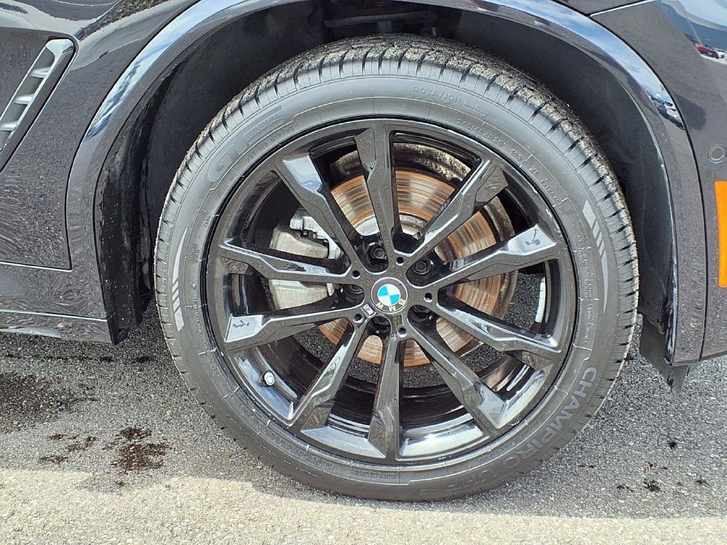 Used 2024 BMW X3 sDrive30i w/ M Sport Package RWD image 11