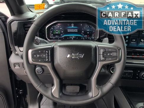 Used 2025 Chevrolet Silverado 1500 ZR2 w/ Technology Package AWD/4WD image 18