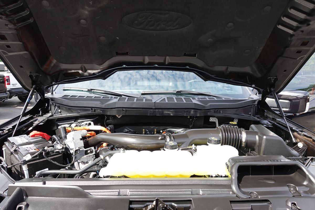 Used 2024 Ford F150 Lariat w/ Equipment Group 502A High AWD/4WD image 64