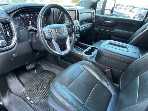 Used 2020 GMC Sierra 2500 SLT w/ SLT Premium Plus Package image 8