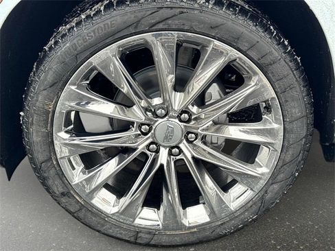 New 2026 Cadillac Escalade Luxury w/ LPO, Radiant Package image 9