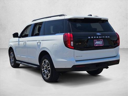 Used 2025 Ford Expedition Active AWD/4WD image 7