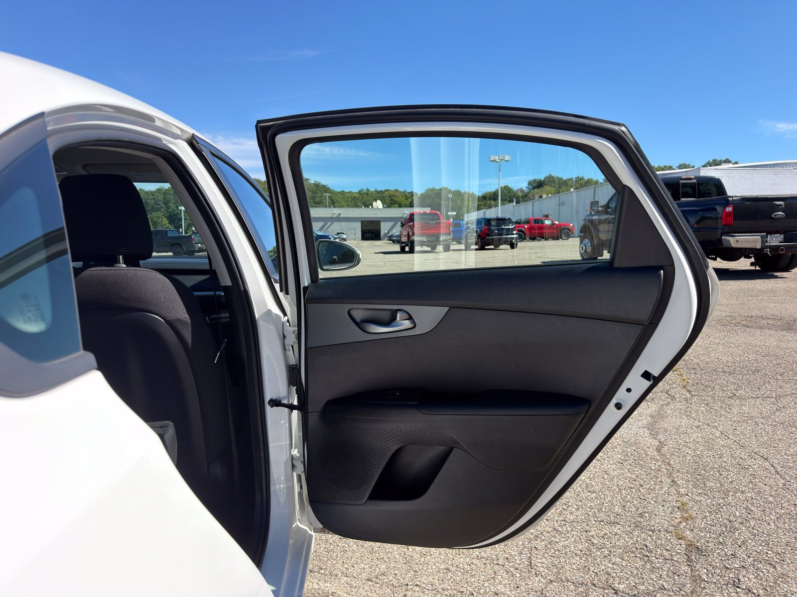 Used 2019 Kia Forte LXS FWD image 30