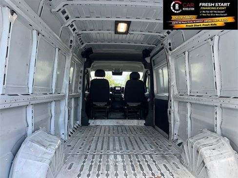 Used 2025 RAM ProMaster 3500 w/ Convenience Group image 8