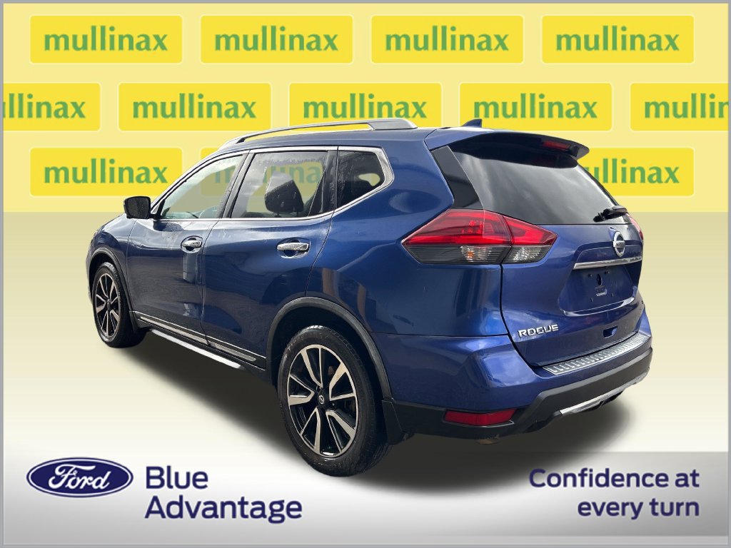 Used 2018 Nissan Rogue SL w/ Premium Package FWD image 2