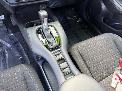 Used 2024 Honda HR-V LX image 20