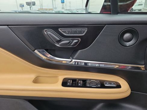 Certified 2022 Lincoln Corsair Grand Touring w/ Elements Technology Bundle image 18