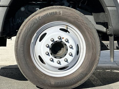 Used 2024 Ford F450 XL image 22