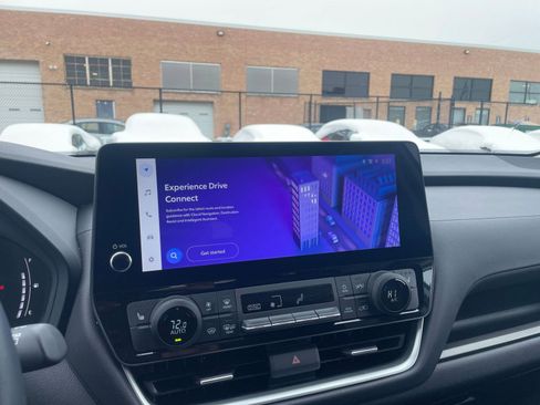 Used 2025 Toyota Grand Highlander FWD image 21